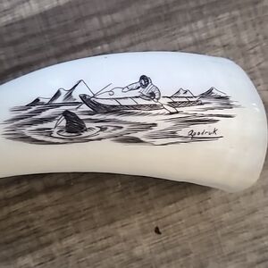 Apodruk whale tooth crimshaw art. 1922-1980